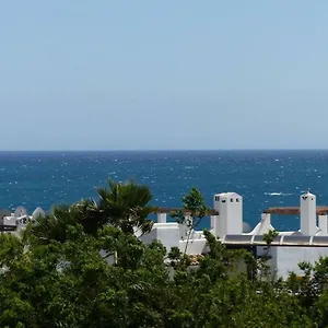 Apartment, 2 Bedrooms, On The Beach, With Pool, Sea Views And Garden -- Included, Parking & Wifi Benalmádena